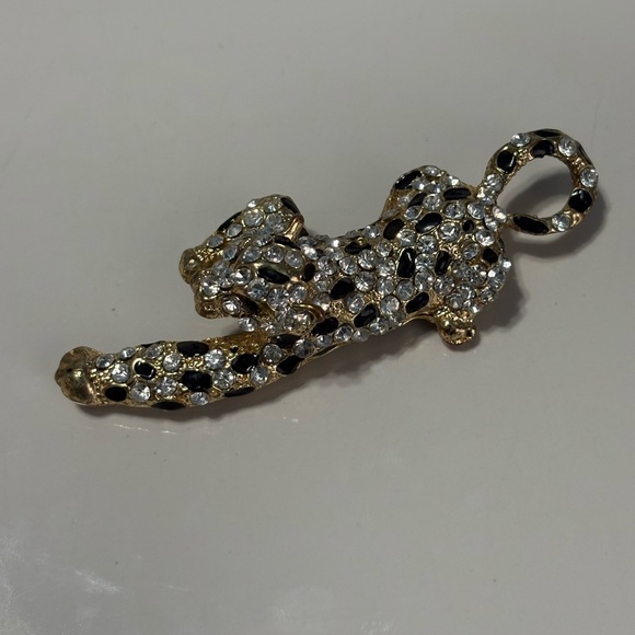 Betsey Johnson Jewelry - Betsey Johnson Leopard Necklace (Just the Pendant)